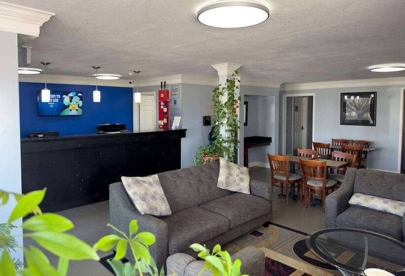 בית מלון כפרי Days Inn By Wyndham Gonzales