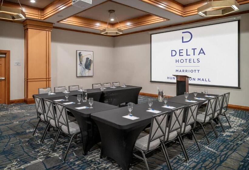 Delta Hotels By Marriott Huntington Mall