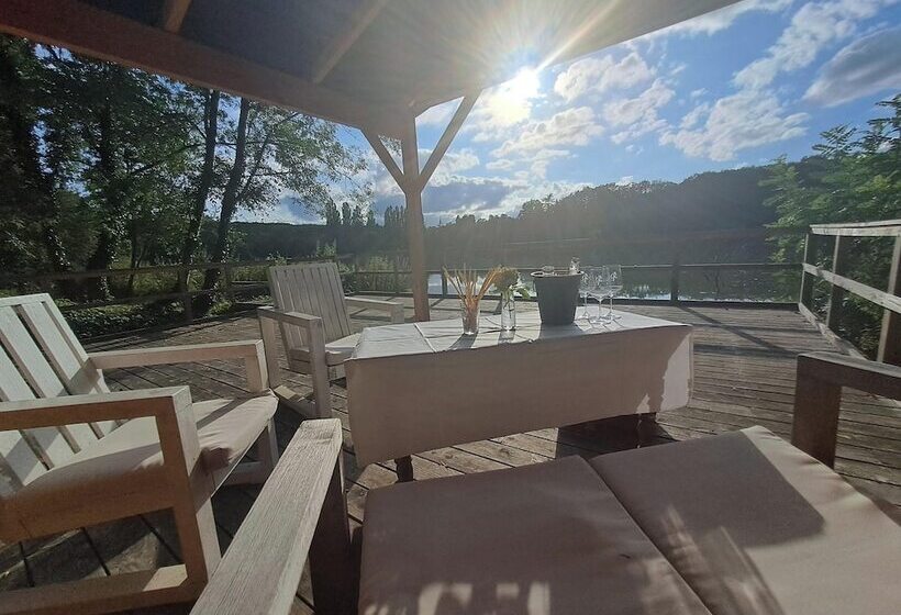 Logis Hotels Domaine Du Châtelard