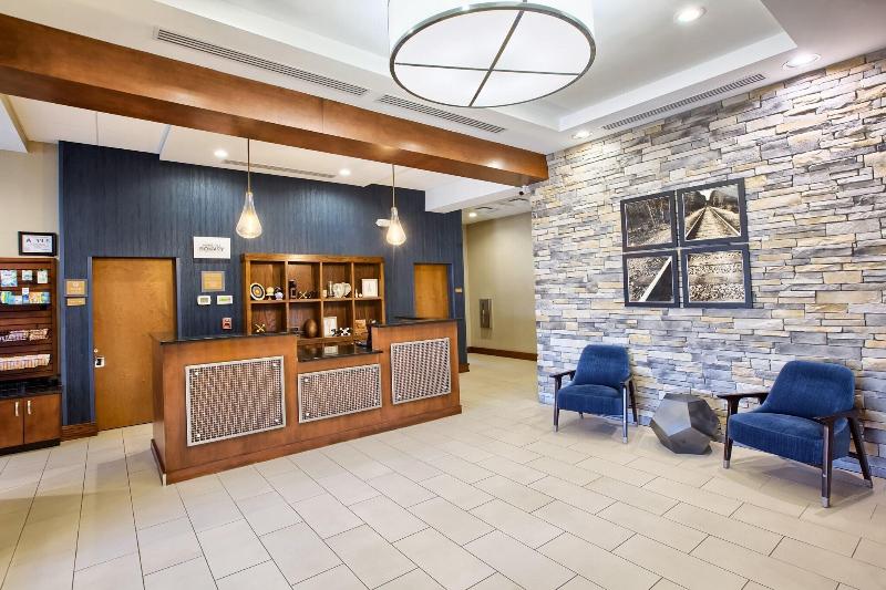 هتل Four Points By Sheraton Raleigh Durham Airport