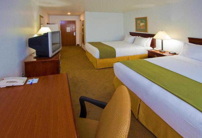 Holiday Inn Express Hotel & Suites Elkins By Ihg