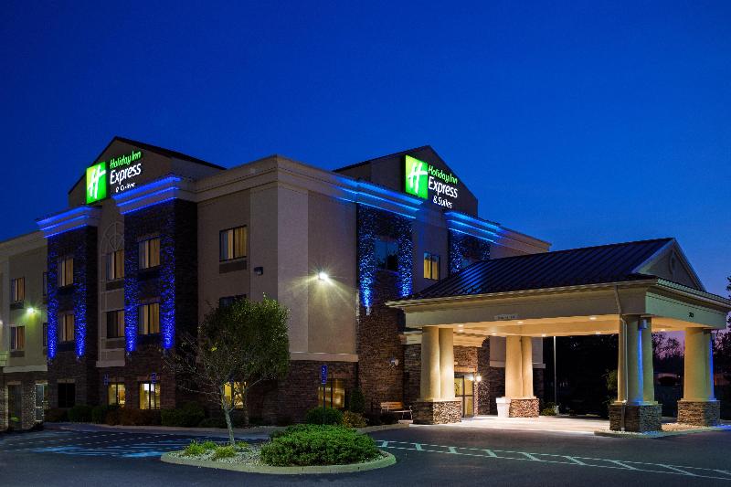 Holiday Inn Express Hotel & Suites Lewisburg, An Ihg