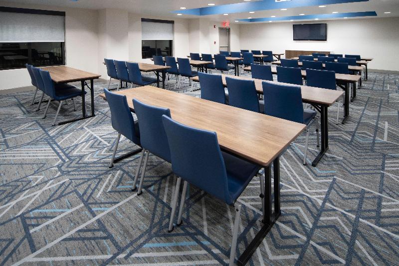 هتل Holiday Inn Express Conway, An Ihg