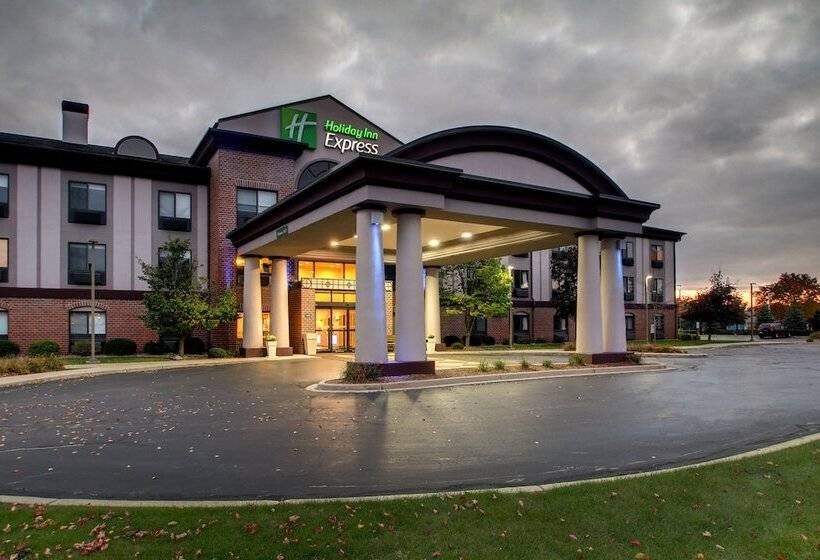 فندق Holiday Inn Express Milwaukee North Brown Deer/mequon By Ihg