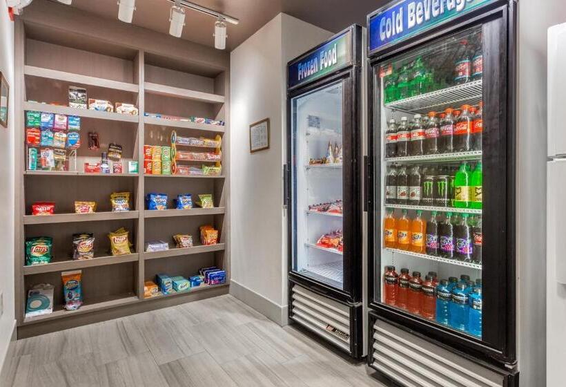 Отель Holiday Inn Express Wisconsin Dells, An Ihg