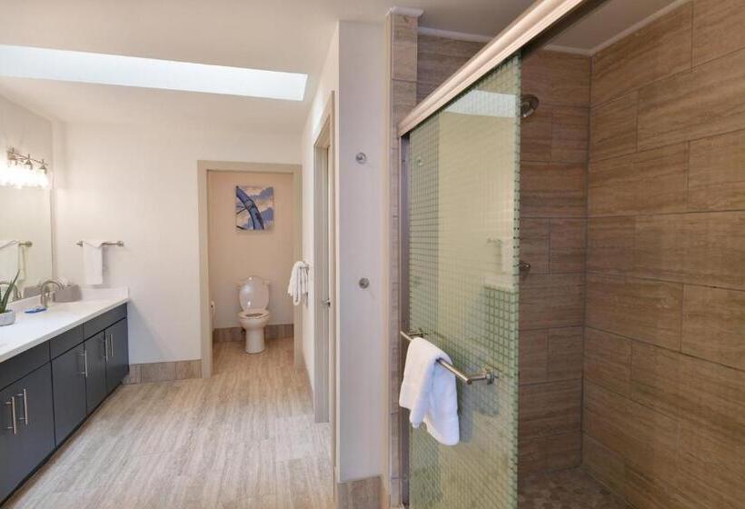 هتل Holiday Inn Express Wisconsin Dells, An Ihg