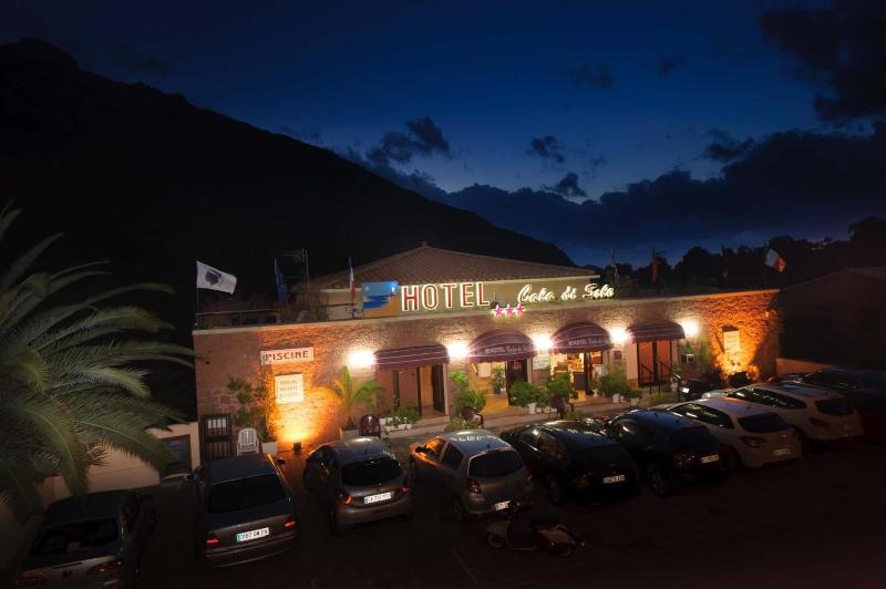 Отель Hôtel Cala Di Sole