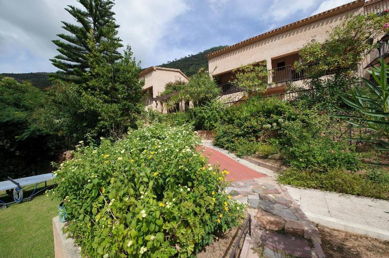 Отель Hôtel Cala Di Sole