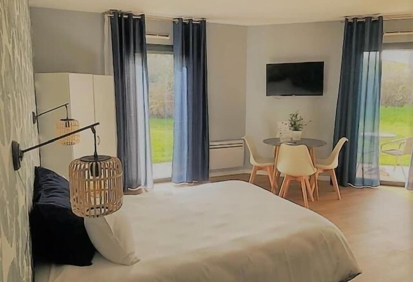 호텔 Hôtel & Séminaire Le Patio Occitan   Toulouse Ouest   Francazal