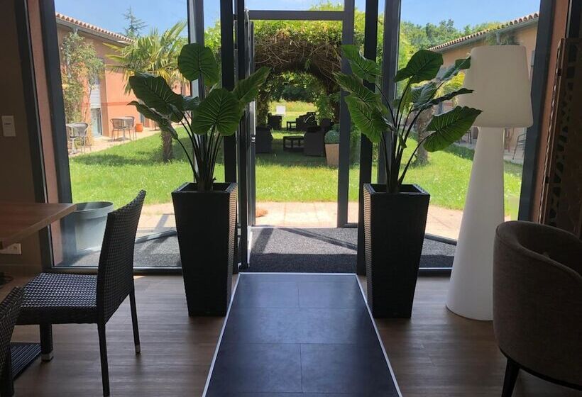 호텔 Hôtel & Séminaire Le Patio Occitan   Toulouse Ouest   Francazal