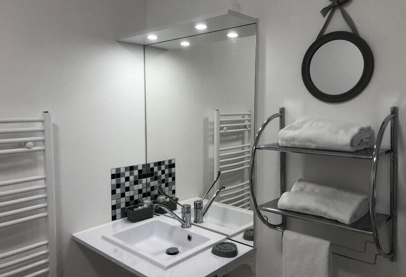 호텔 Hôtel & Séminaire Le Patio Occitan   Toulouse Ouest   Francazal