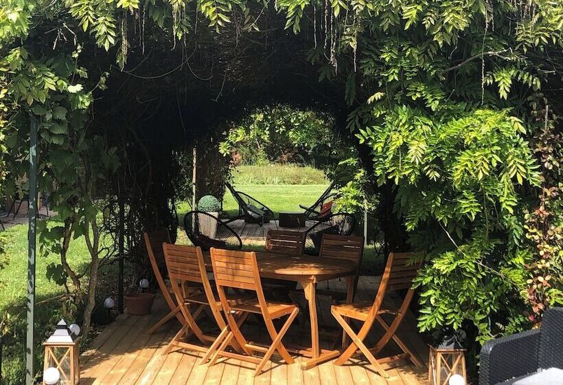 호텔 Hôtel & Séminaire Le Patio Occitan   Toulouse Ouest   Francazal
