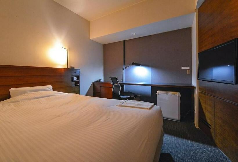 בית מלון כפרי Jr Inn Sapporo