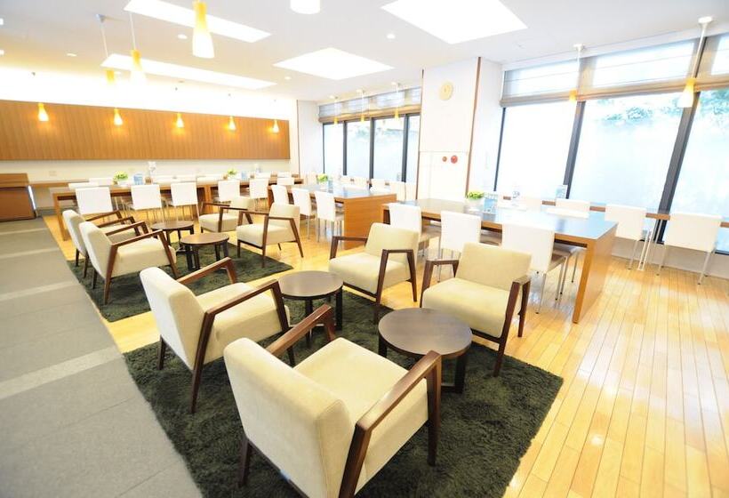 בית מלון כפרי Jr Inn Sapporo