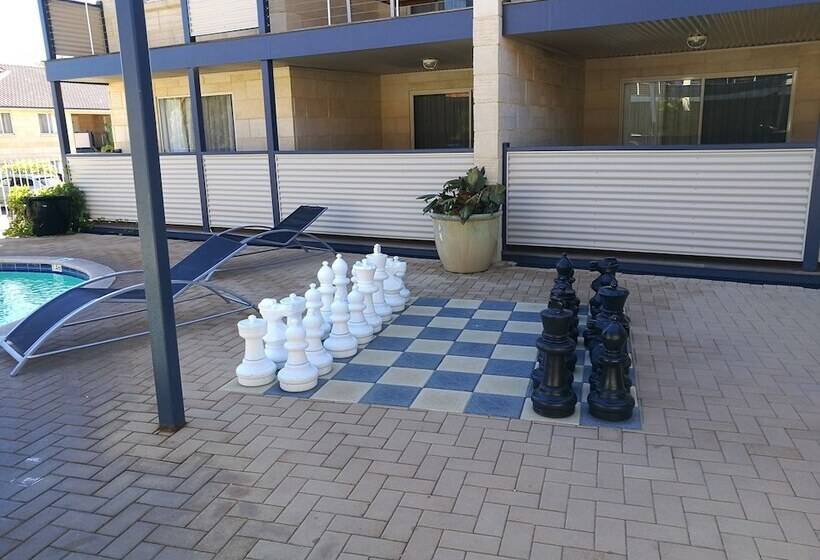 هتل Kalbarri Edge Resort