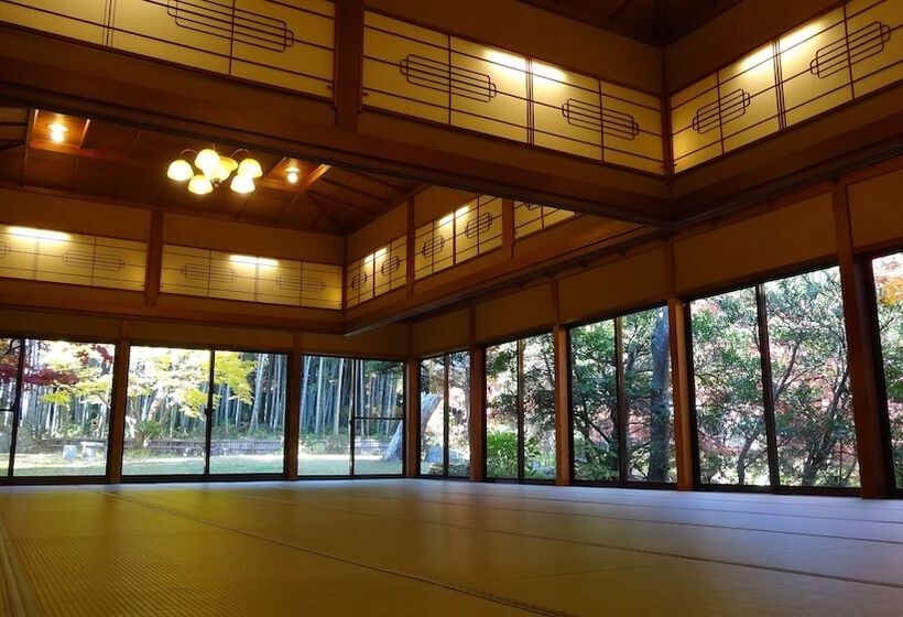 فندق Koshi No Yado Takashimaya