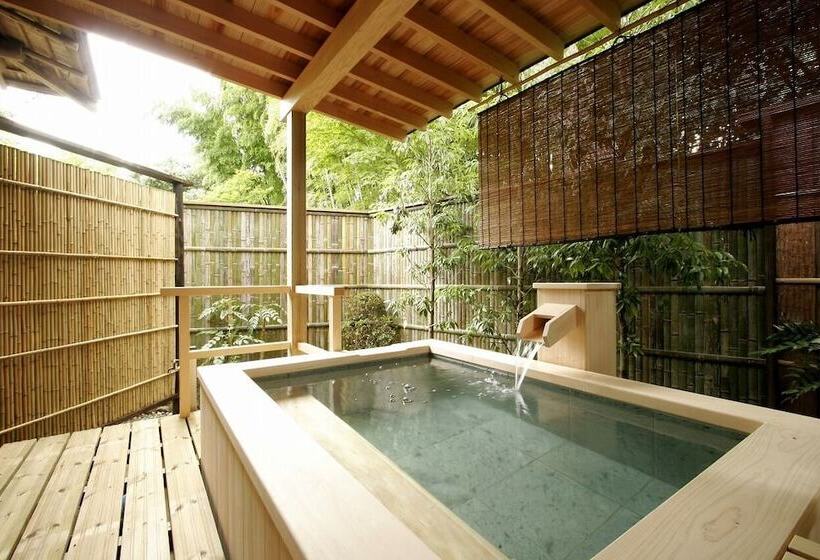 فندق Koshi No Yado Takashimaya