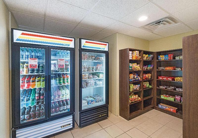 酒店 La Quinta By Wyndham Mathis