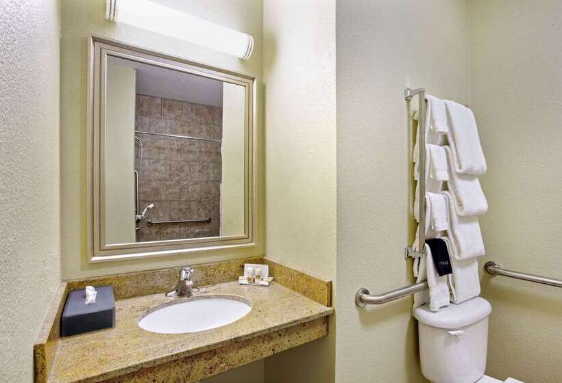 فندق La Quinta By Wyndham Bismarck