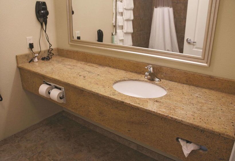 فندق La Quinta By Wyndham Bismarck