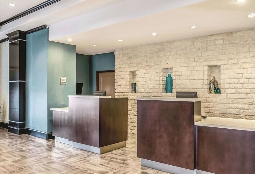 فندق La Quinta By Wyndham Dallas Grand Prairie South