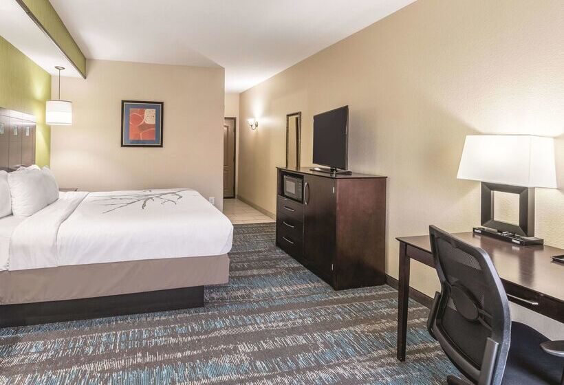 בית מלון כפרי La Quinta By Wyndham Dallas Grand Prairie South