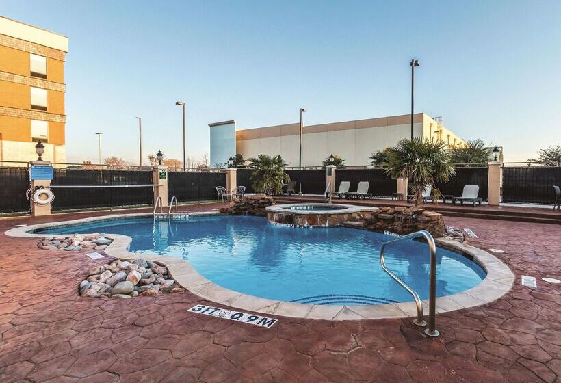 فندق La Quinta By Wyndham Dallas Grand Prairie South