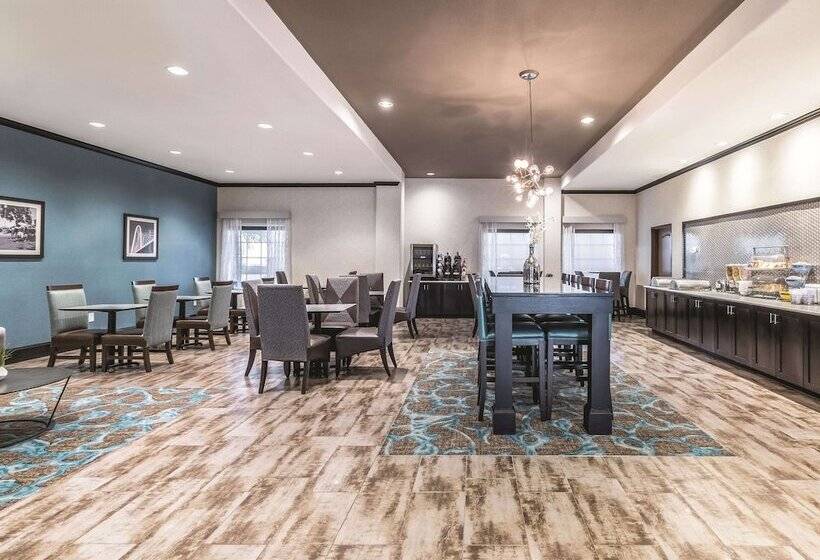 فندق La Quinta By Wyndham Dallas Grand Prairie South