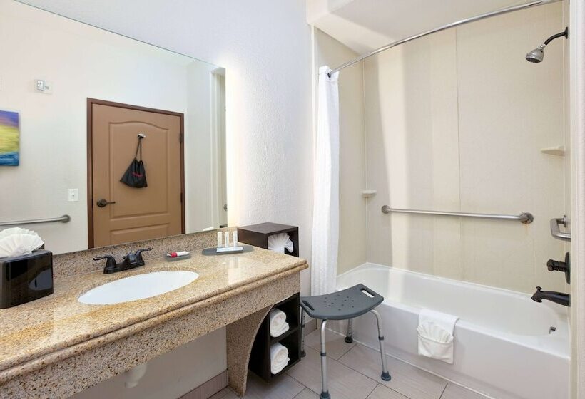 فندق La Quinta By Wyndham Dallas Grand Prairie South