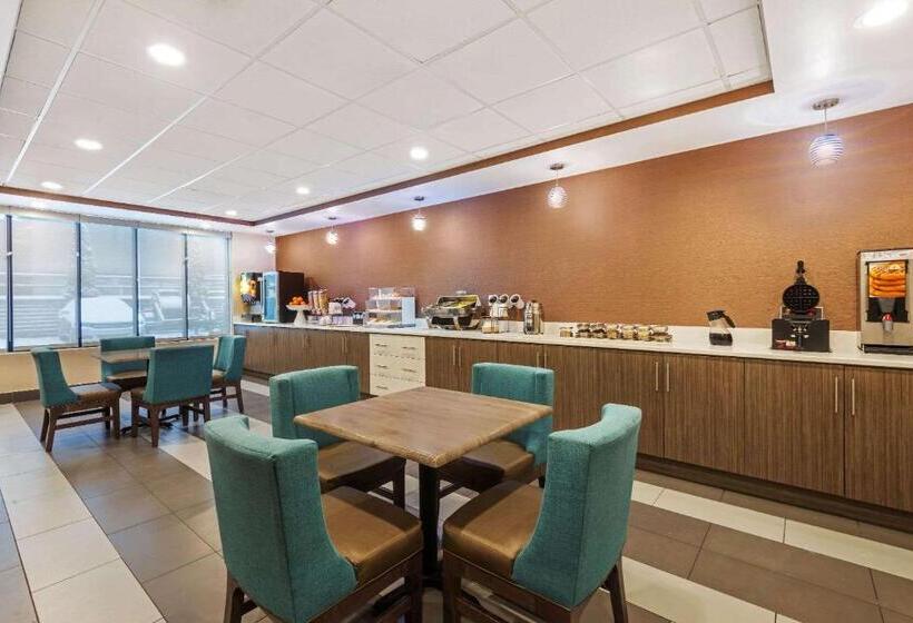 فندق La Quinta By Wyndham Jamestown