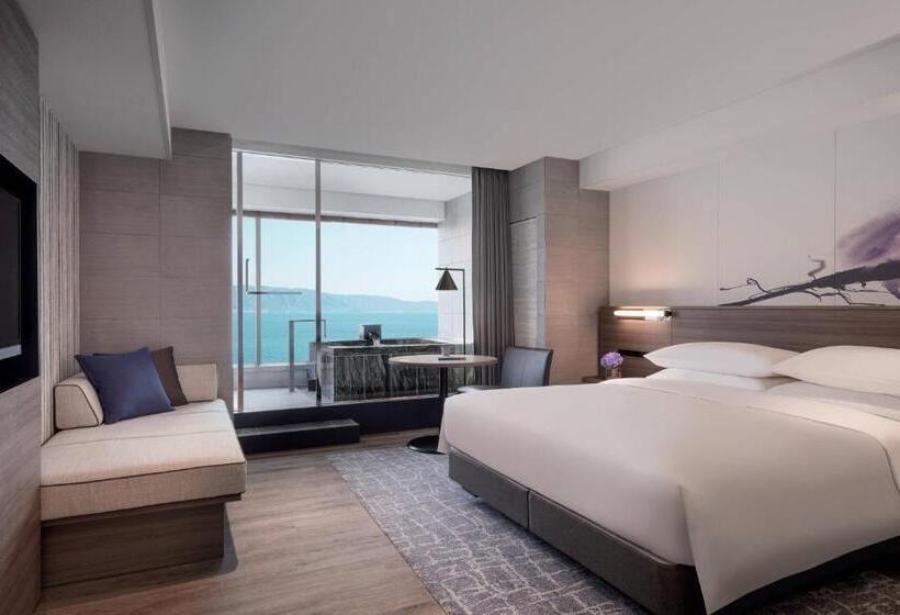 בית מלון כפרי Lake Biwa Marriott