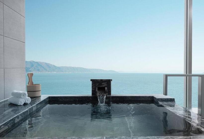 בית מלון כפרי Lake Biwa Marriott