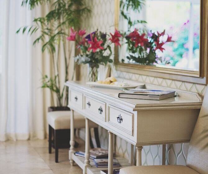 ホテル Last Word Constantia