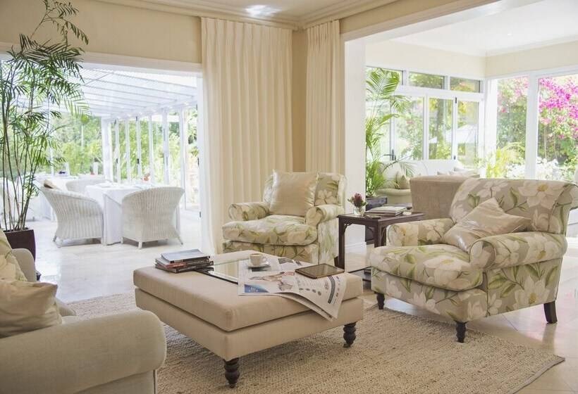 ホテル Last Word Constantia