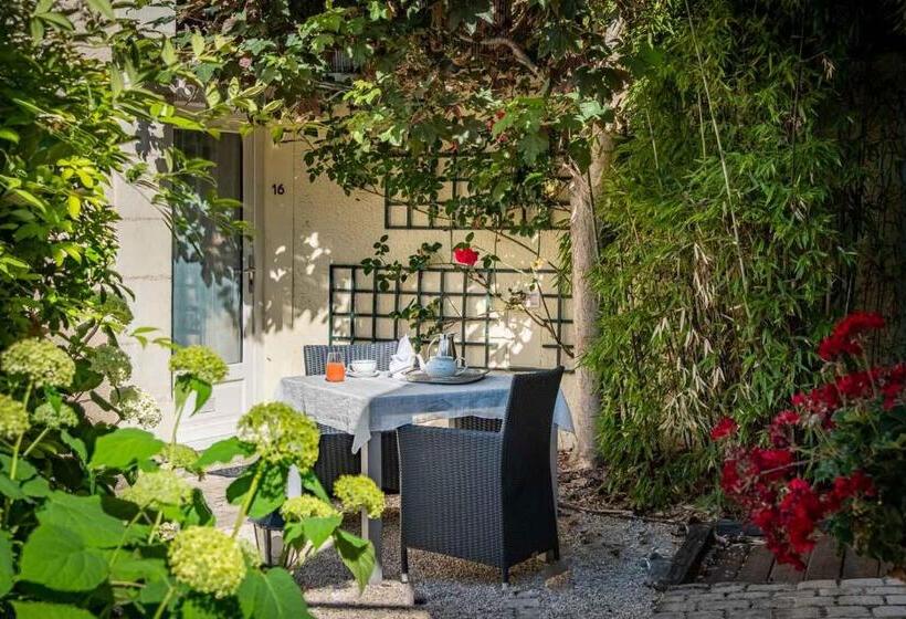 ホテル Le Pavillon Des Lys   Hôtel Particulier