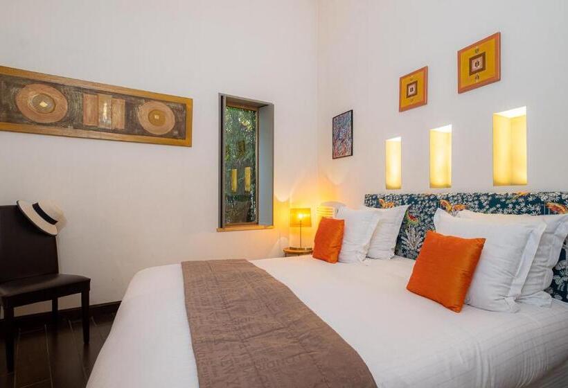 ホテル Le Pavillon Des Lys   Hôtel Particulier