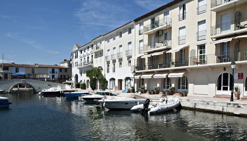 Отель Le Suffren