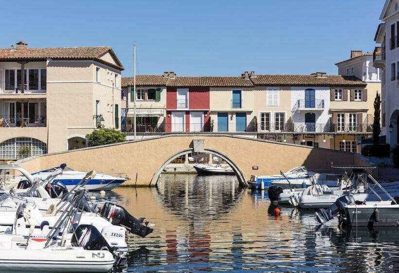 Отель Le Suffren