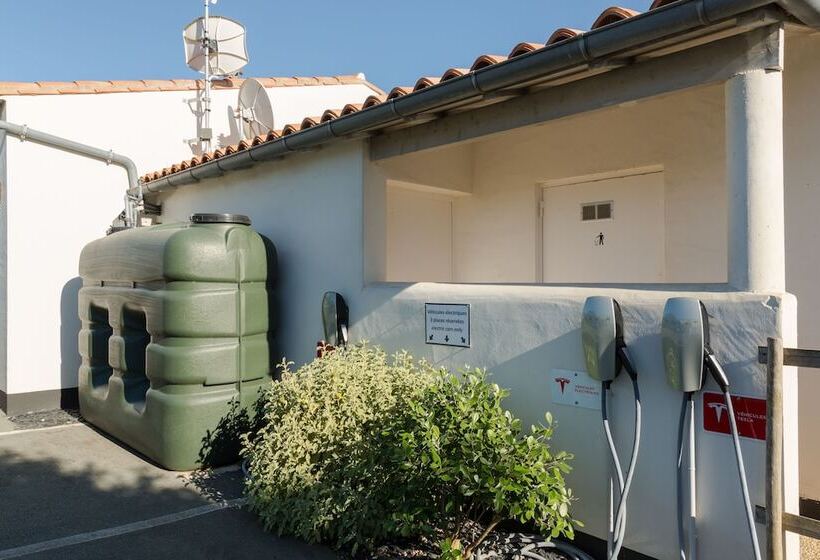 فندق Les Vignes De La Chapelle, The Originals Relais