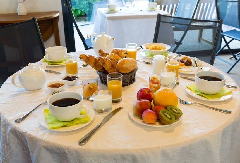 فندق Les Vignes De La Chapelle, The Originals Relais