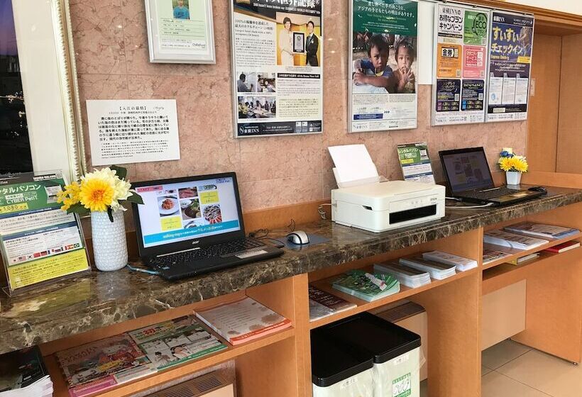 فندق Livemax Chiba Minato Eki Mae