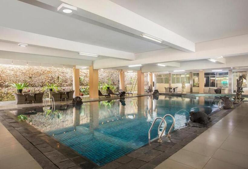 Merapi Merbabu Hotel Yogyakarta Powered By Archipelago