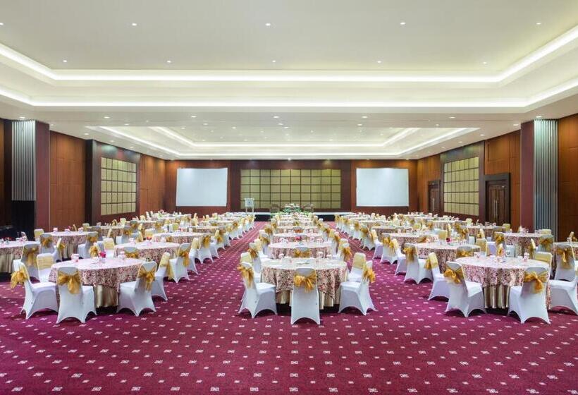 Merapi Merbabu Hotel Yogyakarta Powered By Archipelago