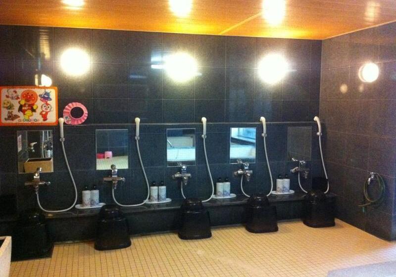 فندق Naturwald Furano