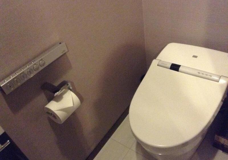 فندق Naturwald Furano