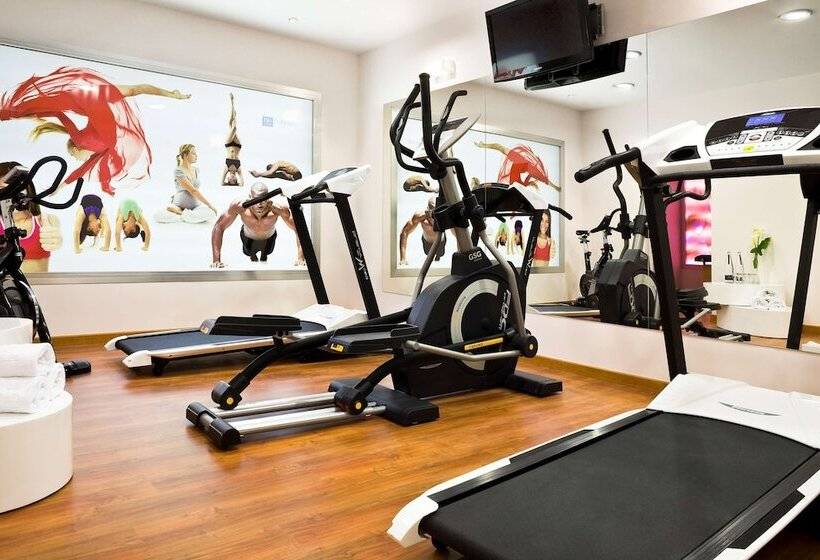 בית מלון כפרי NH Ourense