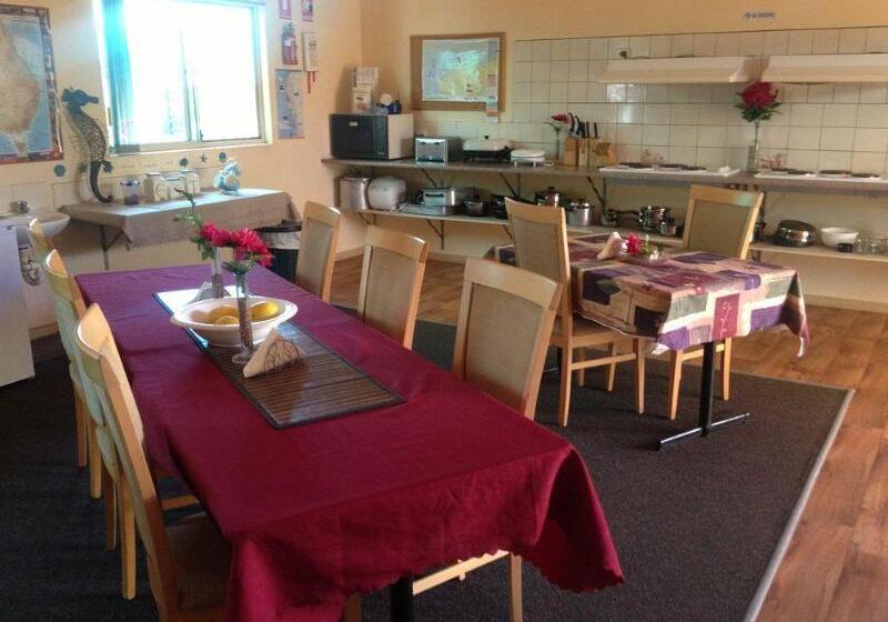 Отель Ningaloo Lodge Exmouth