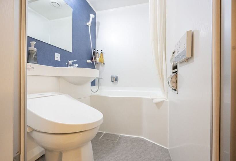 Отель Nishitetsu Inn Tenjin