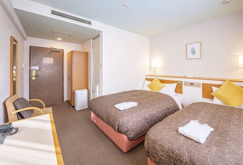 Отель Nishitetsu Inn Tenjin