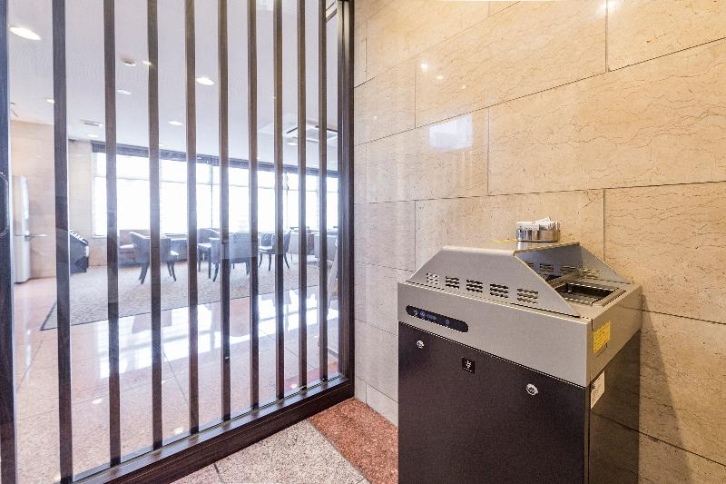 Отель Nishitetsu Inn Tenjin